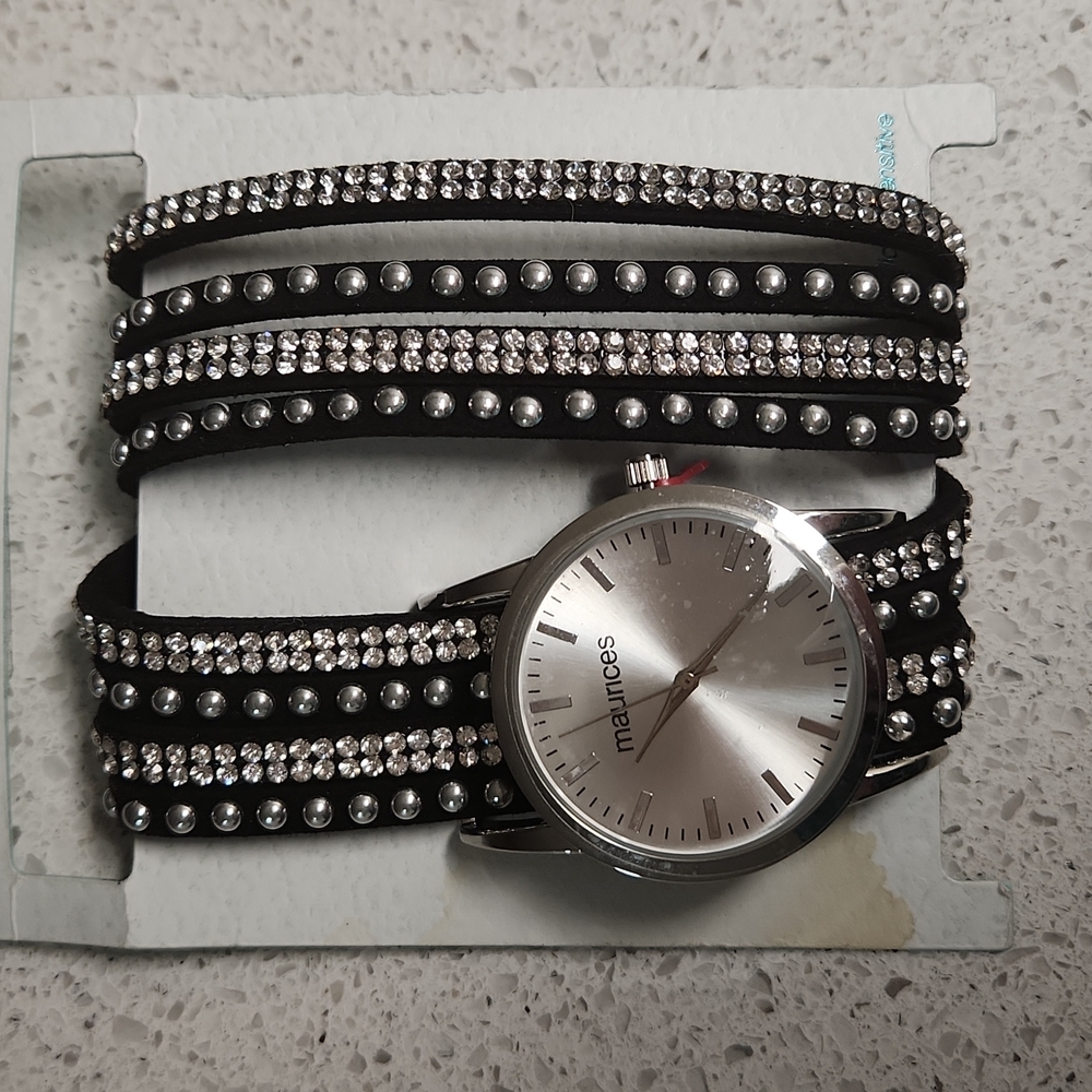 Maurices NWT Adjustable Bling Bracelet Watch Wrap.